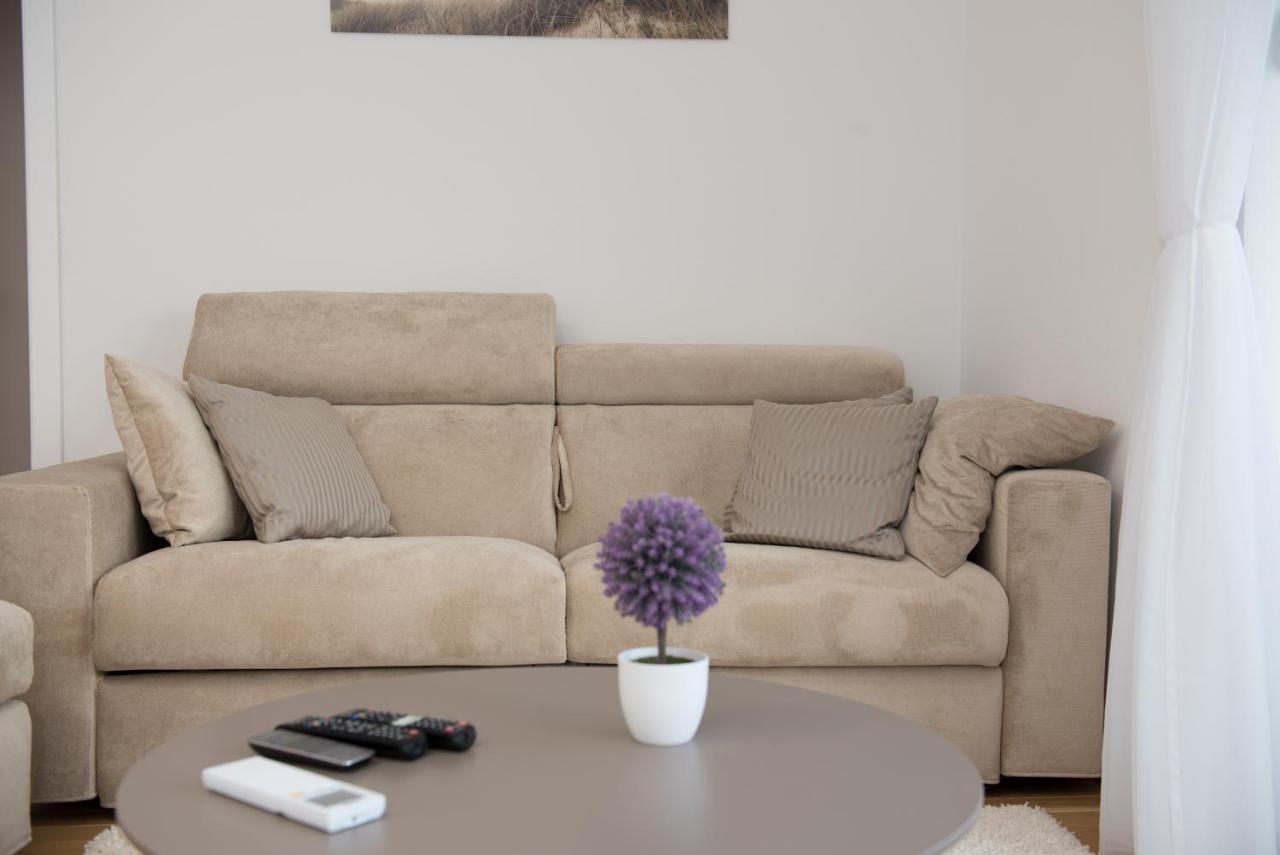 Apartmani Bilic 卡斯塔 外观 照片